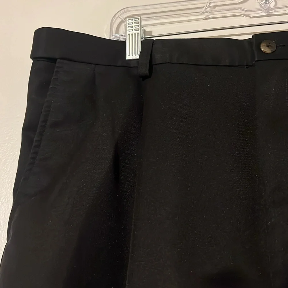 Haggar mens black pleat front shorts